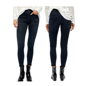 Free People Ivy Mid Rise Released Hem Skinny Jeans